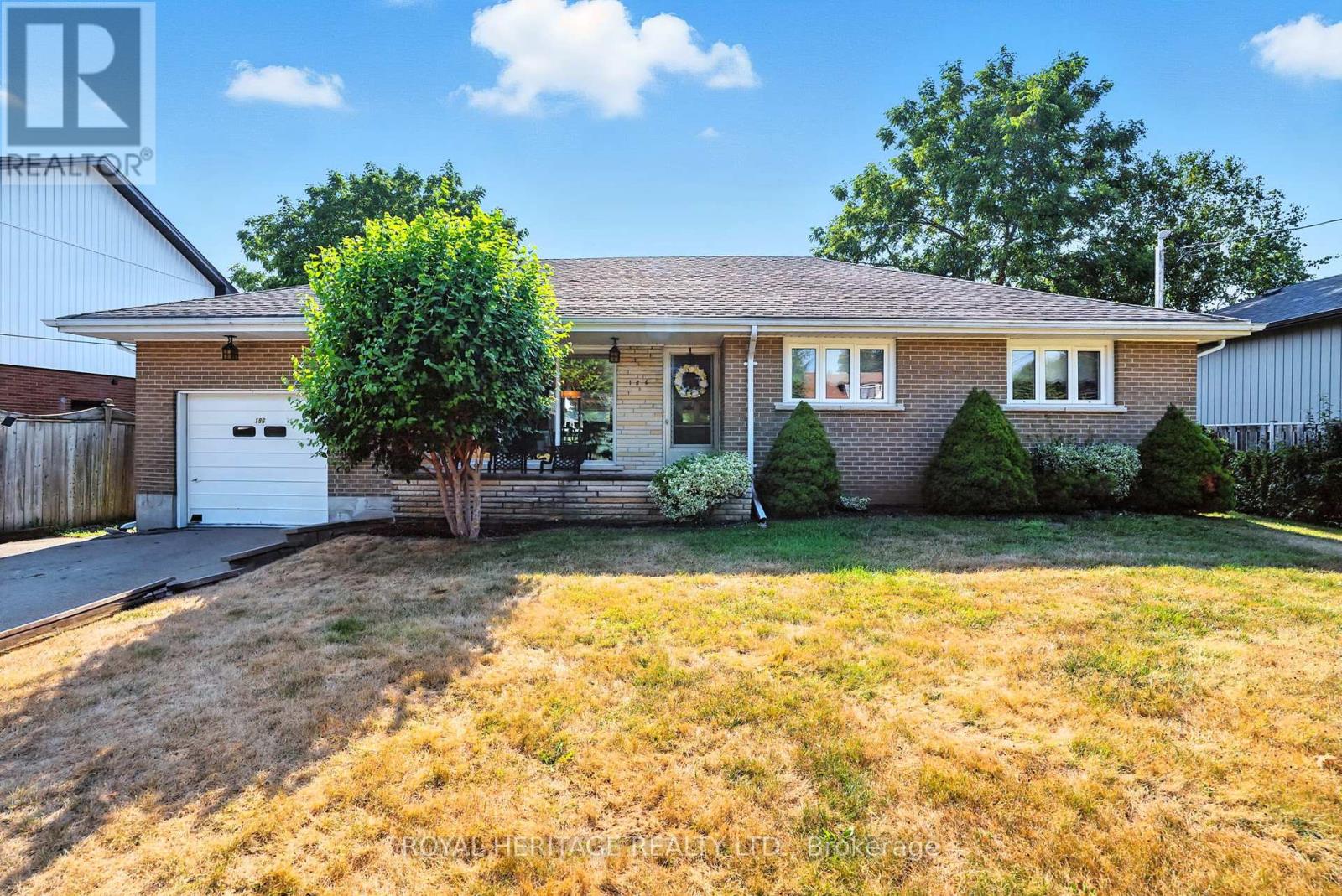 Photo 1 of 186 Meadow Road N, Whitby ON