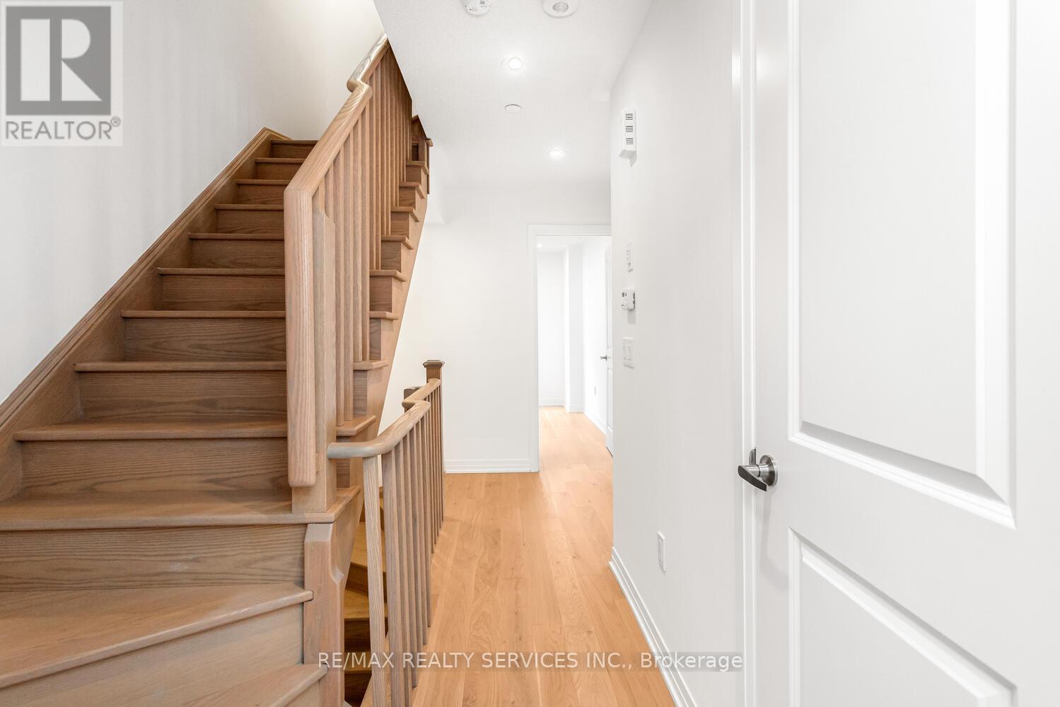 Photo 12 of 9 70 Baynes Way, Bradford West Gwillimbury ON