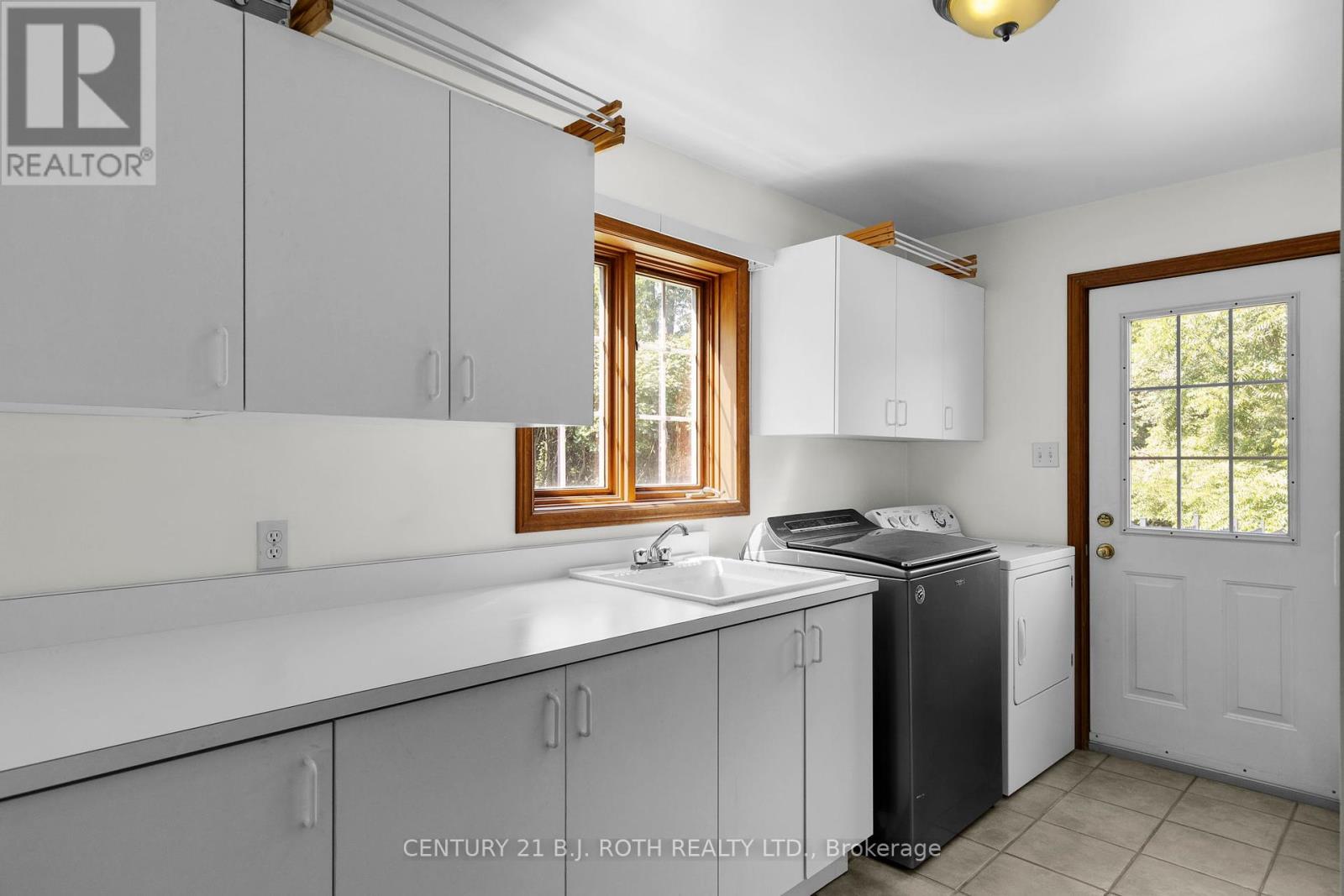 Photo 17 of 256 Denney Drive, Essa ON