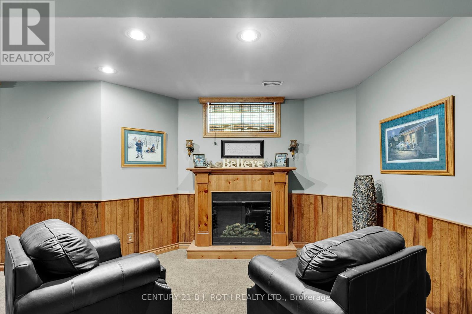 Photo 31 of 256 Denney Drive, Essa ON
