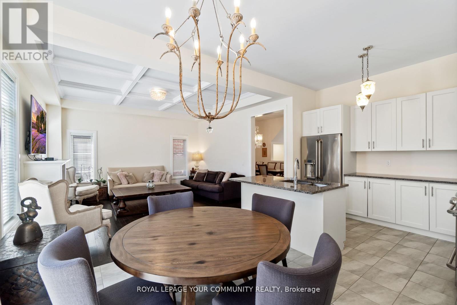 Photo 31 of 8 Duncombe Lane, Richmond Hill ON
