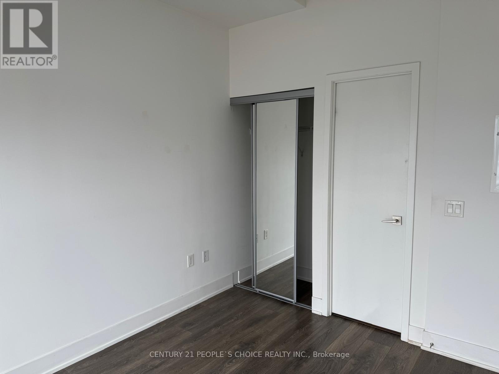 Photo 21 of 526 2908 Highway 7 Road, Vaughan ON