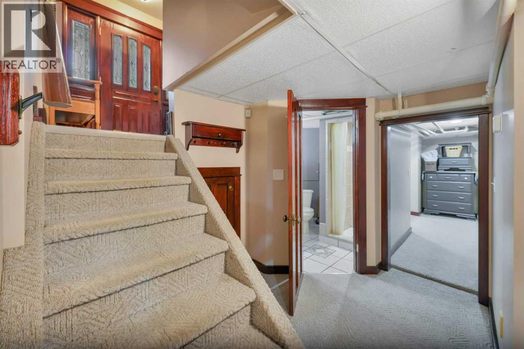 Photo 37 of 4206 50 Street, Red Deer AB