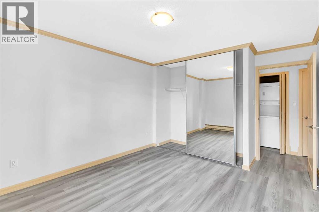 Photo 15 of 305 4555 Varsity Lane Nw, Calgary AB