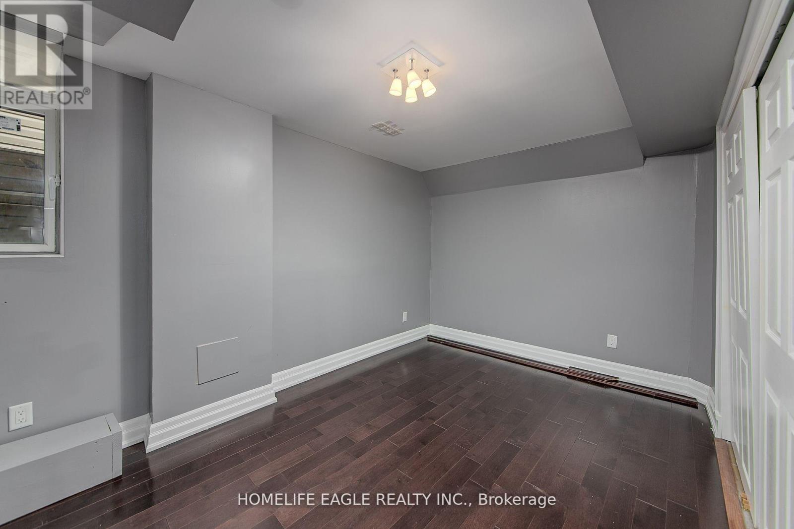 Photo 22 of 108 Succession Walkout Legal Apartment Crescent, Barrie ON