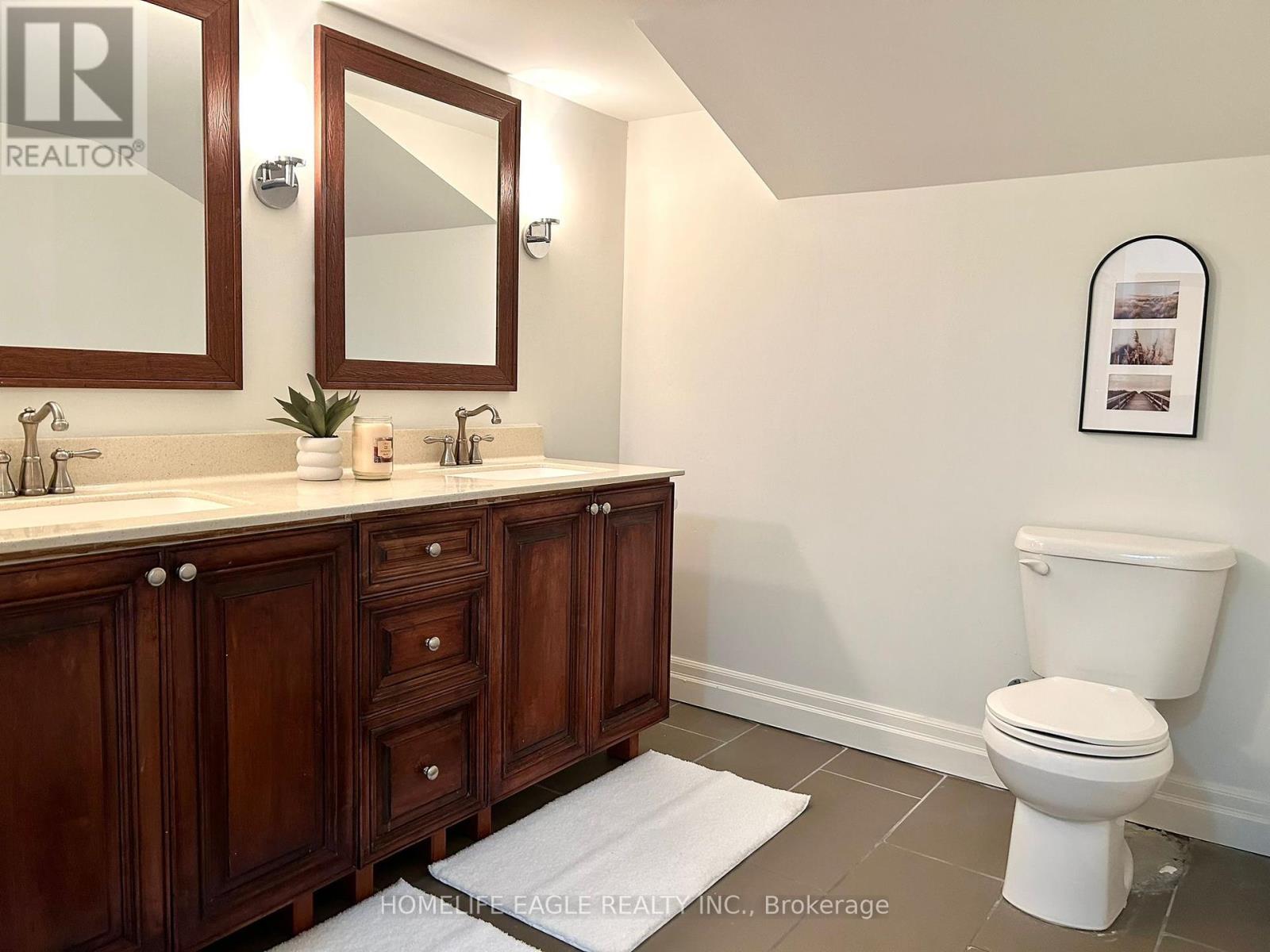 Photo 21 of 108 Succession Walkout Legal Apartment Crescent, Barrie ON