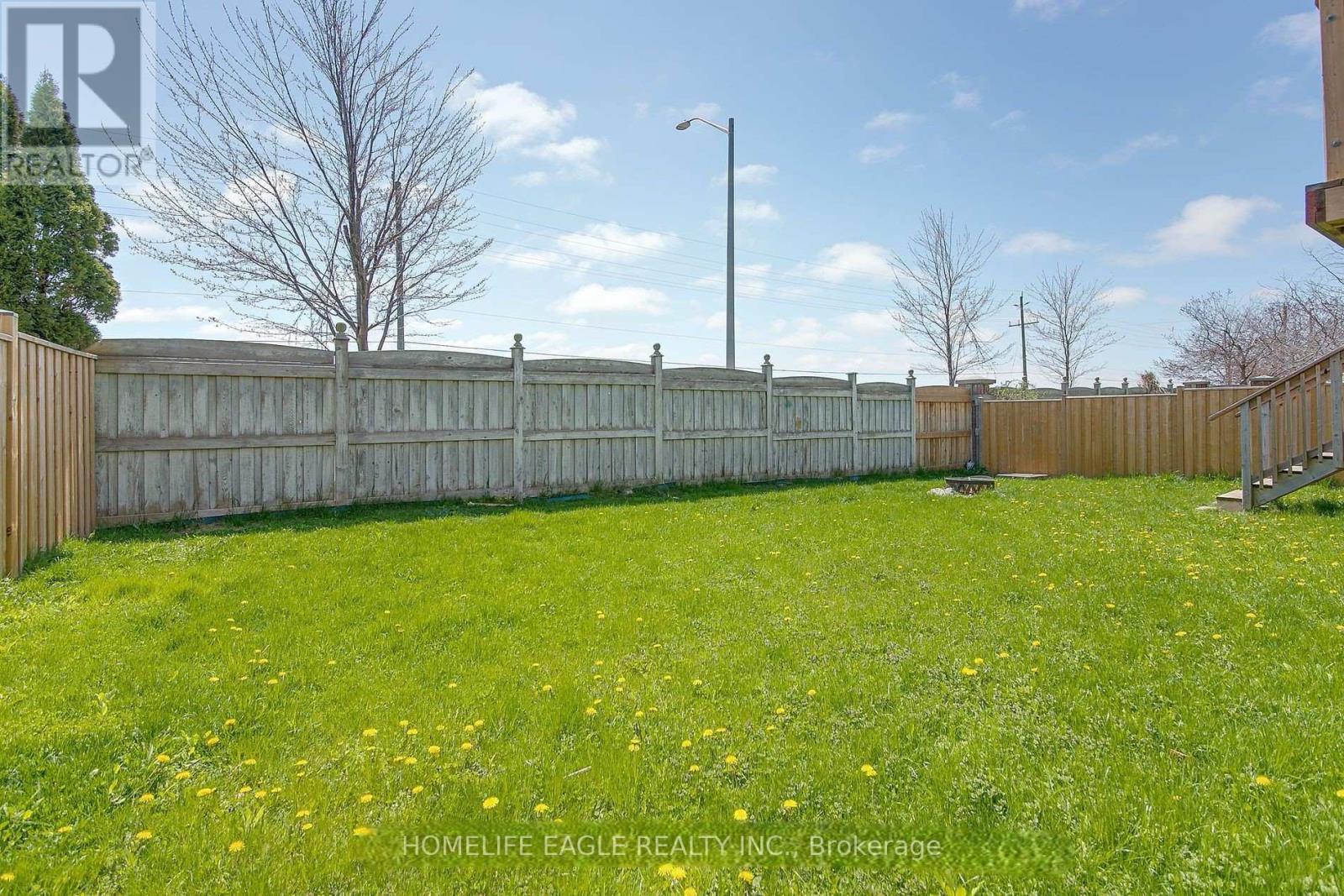 Photo 23 of 108 Succession Walkout Legal Apartment Crescent, Barrie ON