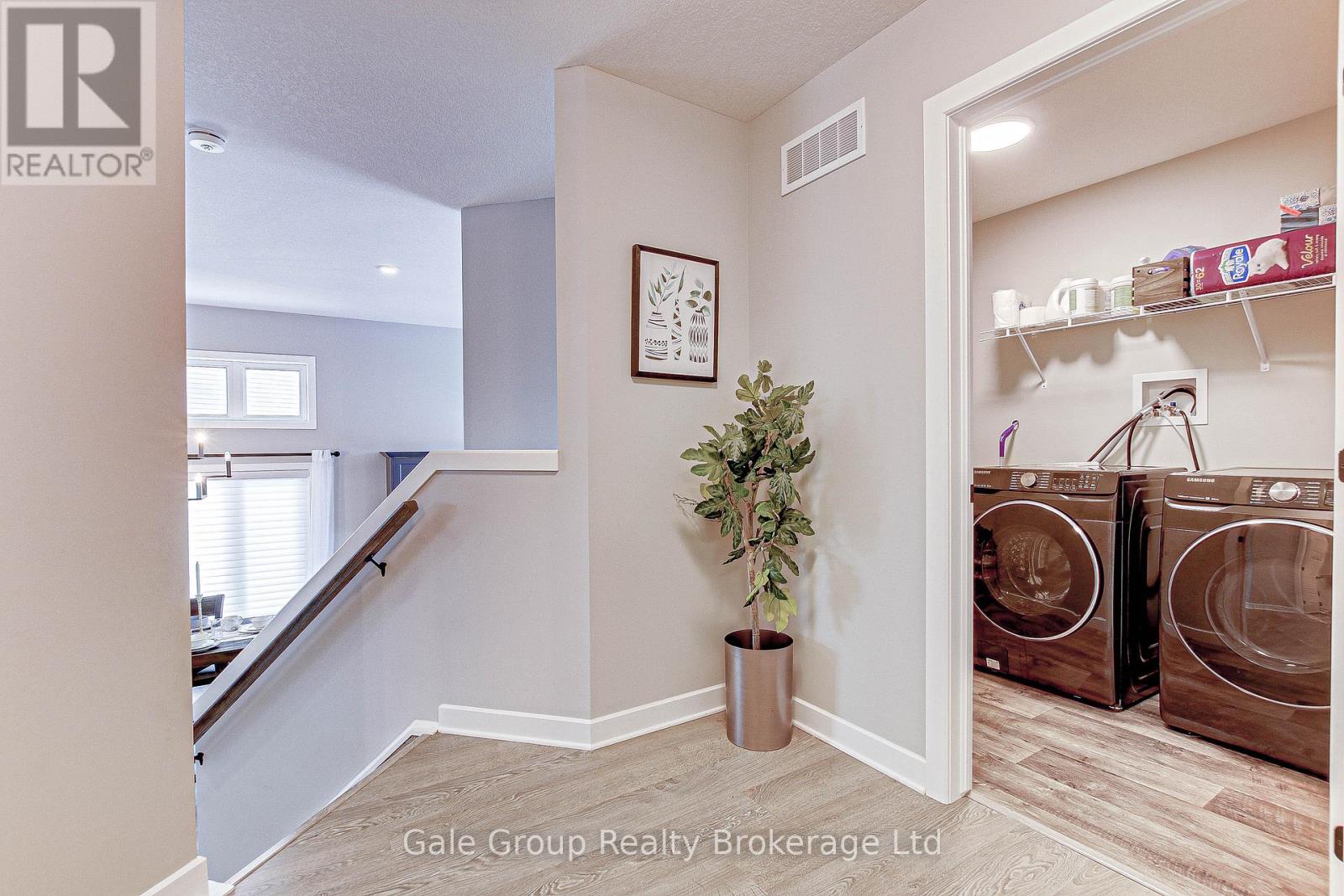 Photo 17 of 9 Clover Circle, St Thomas ON