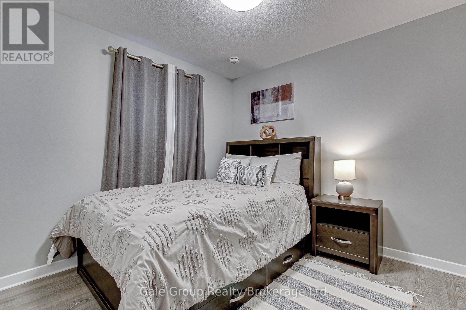 Photo 31 of 9 Clover Circle, St Thomas ON