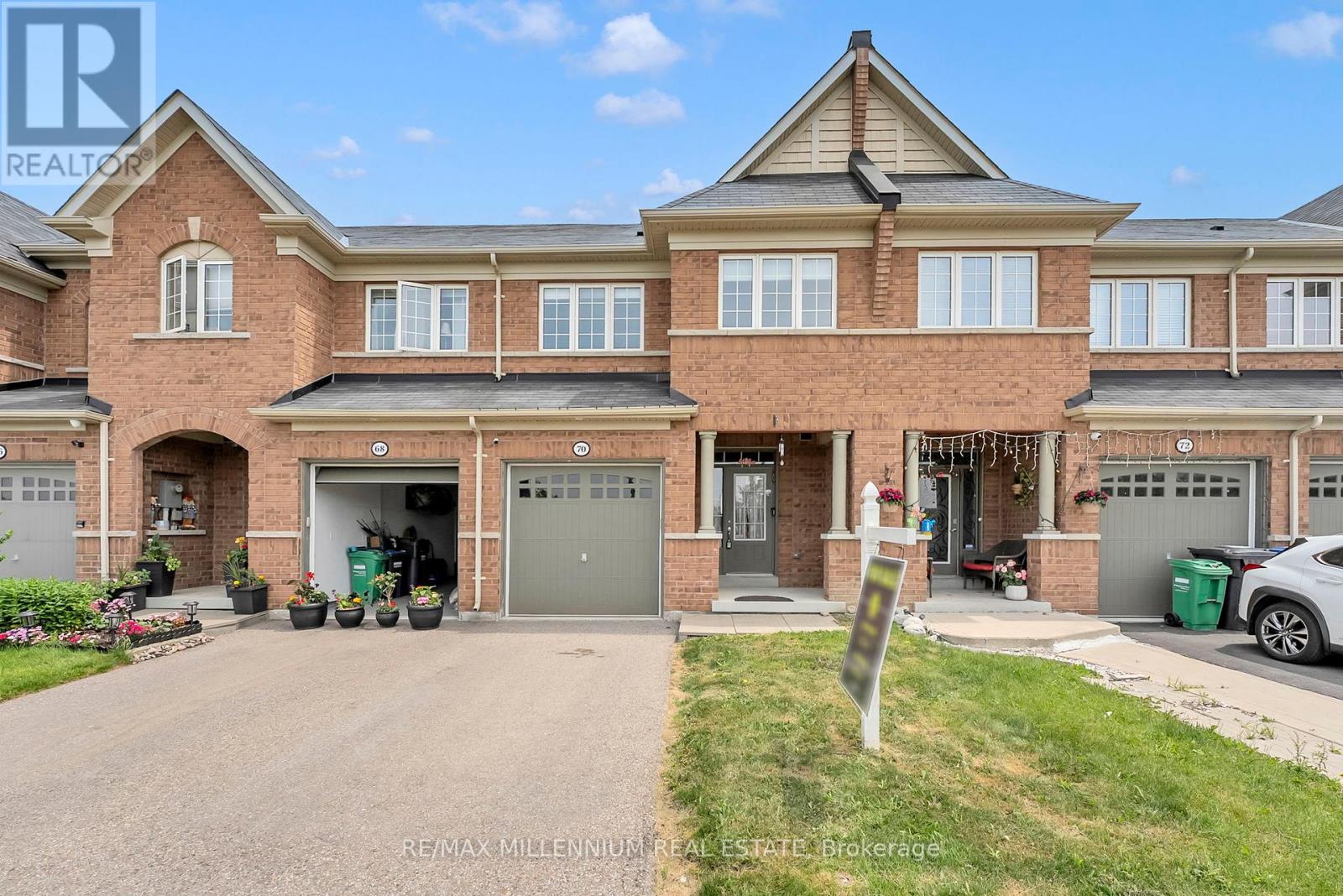 Photo 1 of 70 Sussexvale Drive, Brampton ON