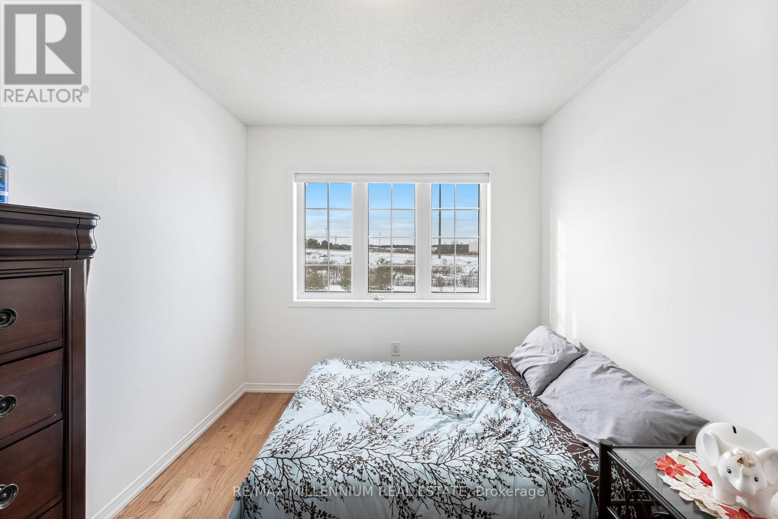 Photo 36 of 70 Sussexvale Drive, Brampton ON