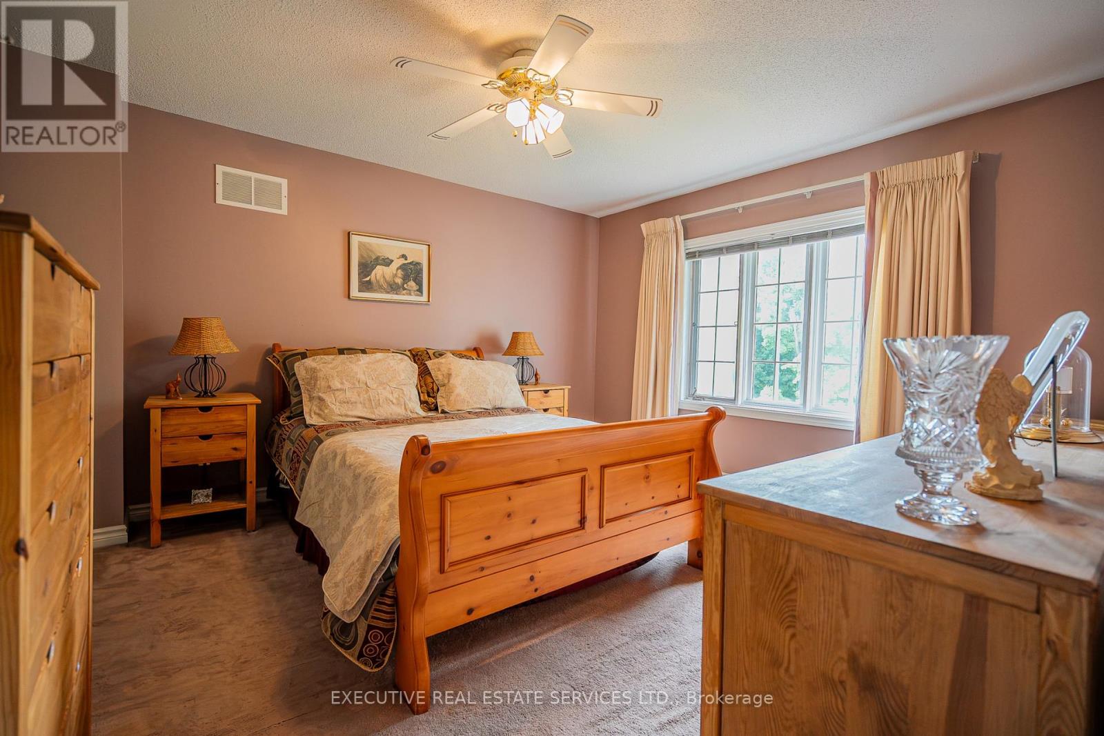Photo 19 of 503 Conservation Drive, Brampton ON