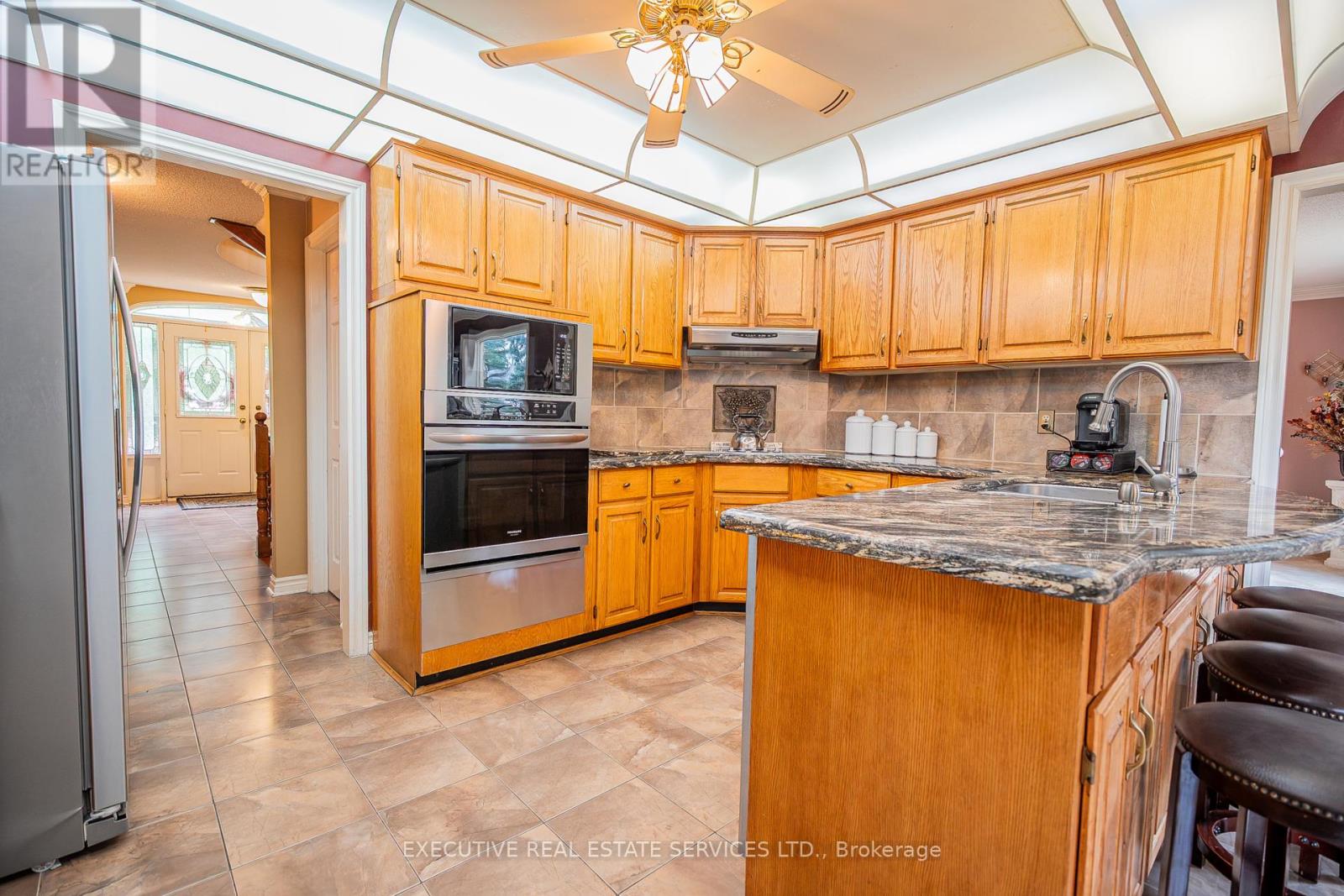 Photo 9 of 503 Conservation Drive, Brampton ON