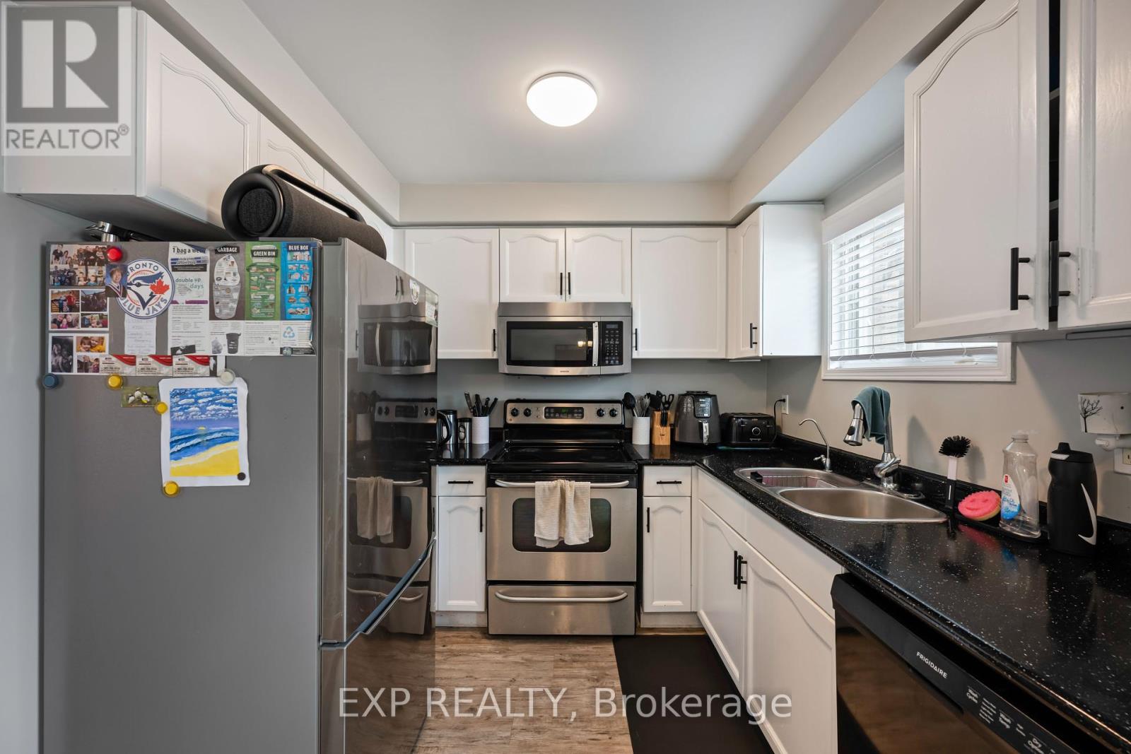 Photo 15 of 581 College Avenue, Orangeville ON