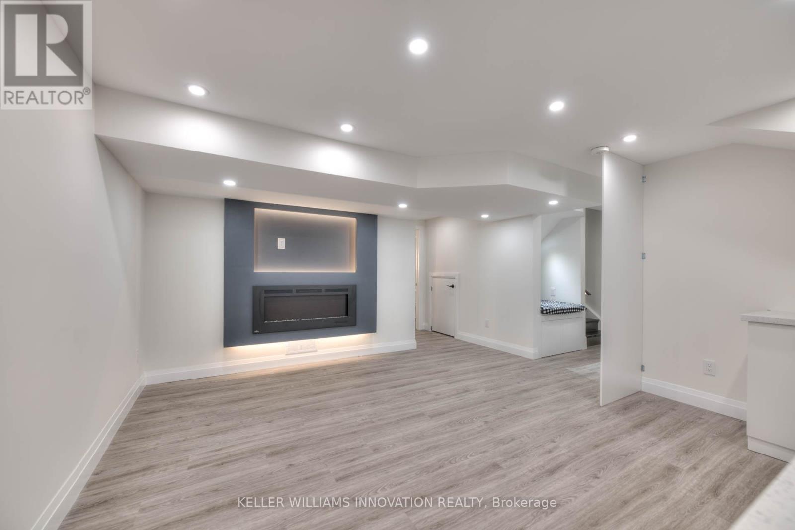 Photo 36 of 30 Mistywood Street, Kitchener ON