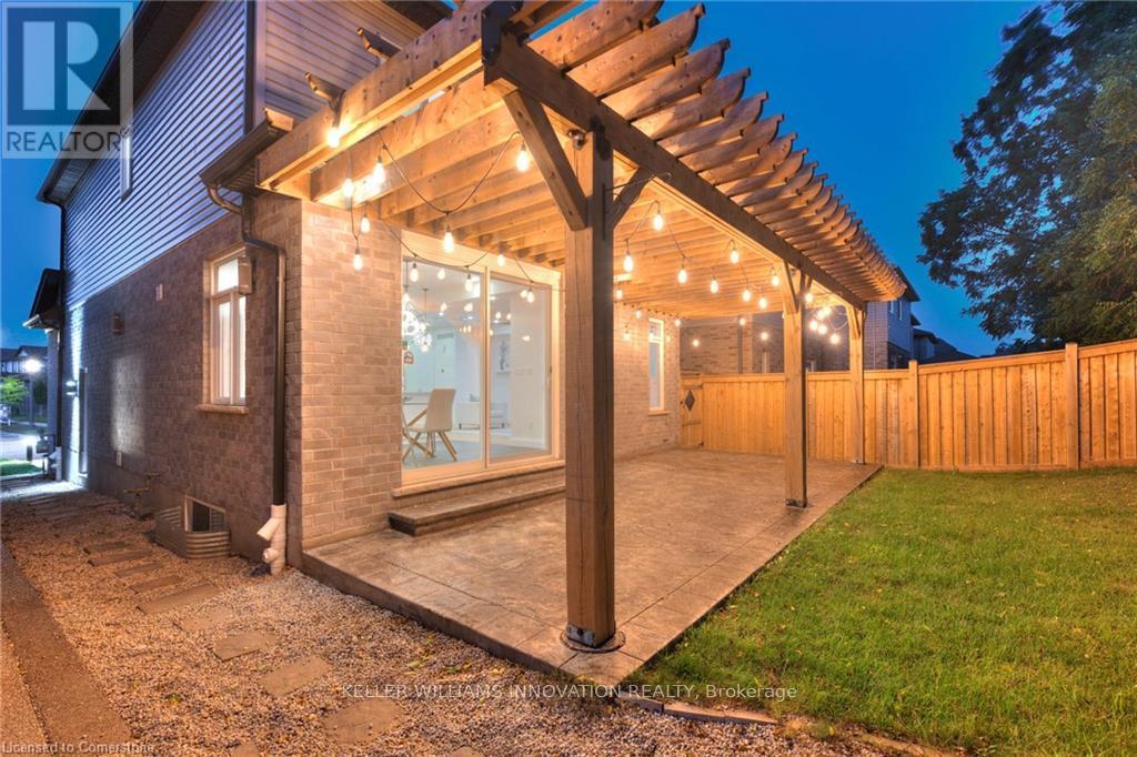 Photo 44 of 30 Mistywood Street, Kitchener ON