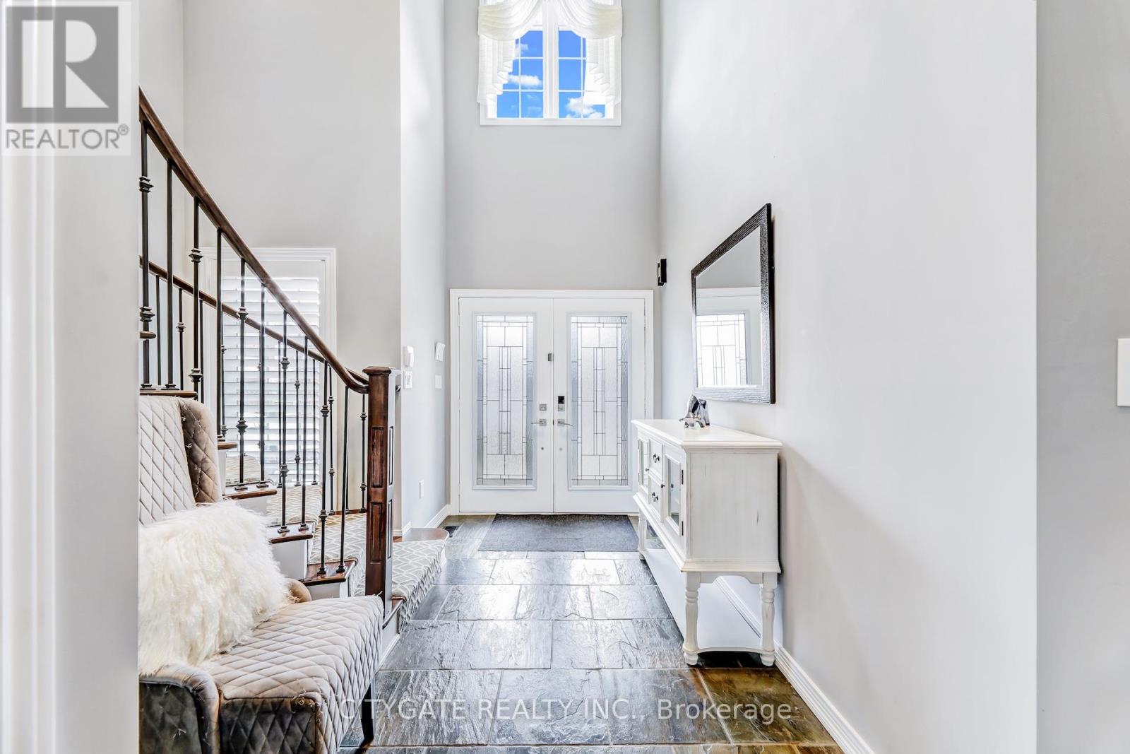 Photo 5 of 24 Simpson Avenue, Hamilton ON