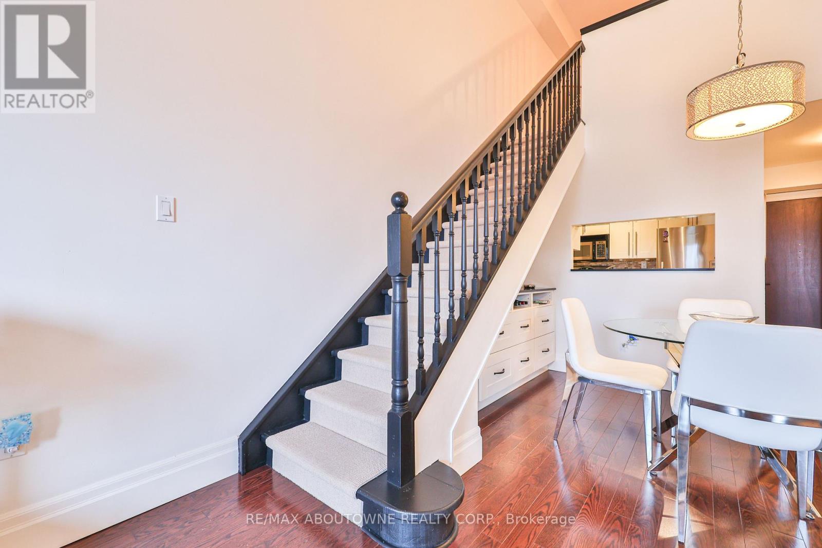 Photo 18 of 404 185 Robinson Street, Oakville ON