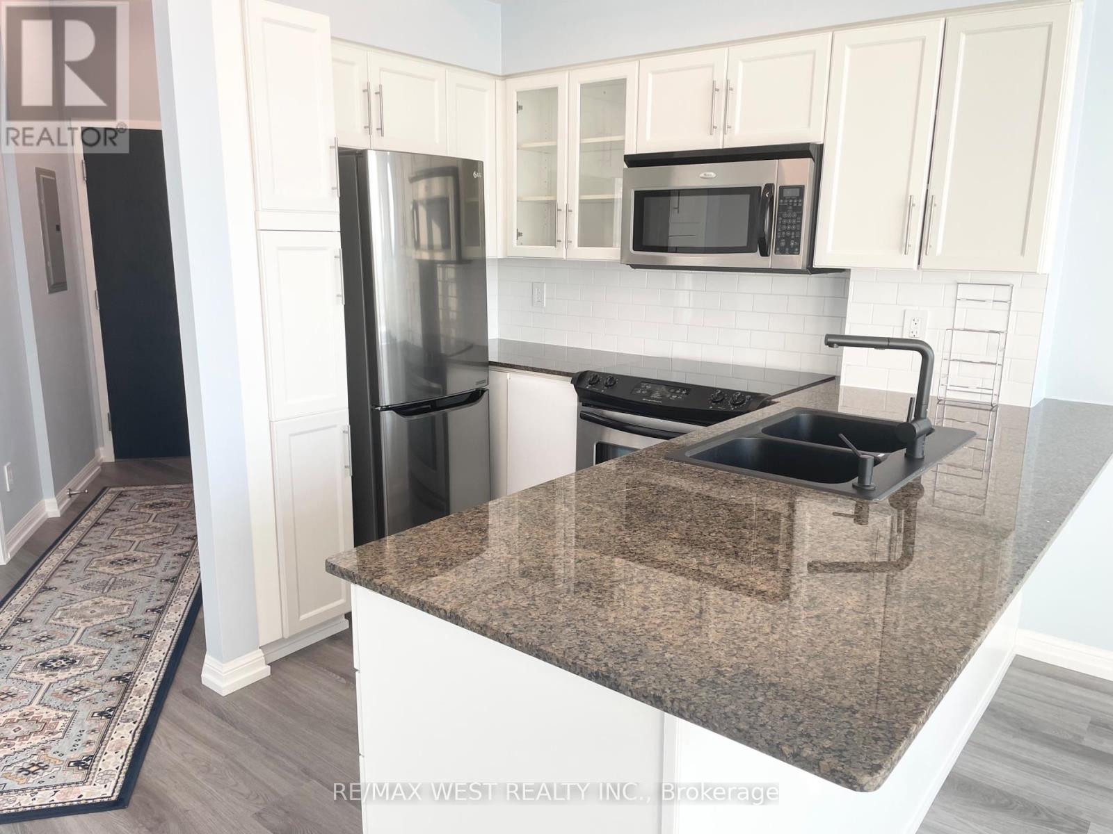 Photo 9 of 1704 15 Windermere Avenue, Toronto ON
