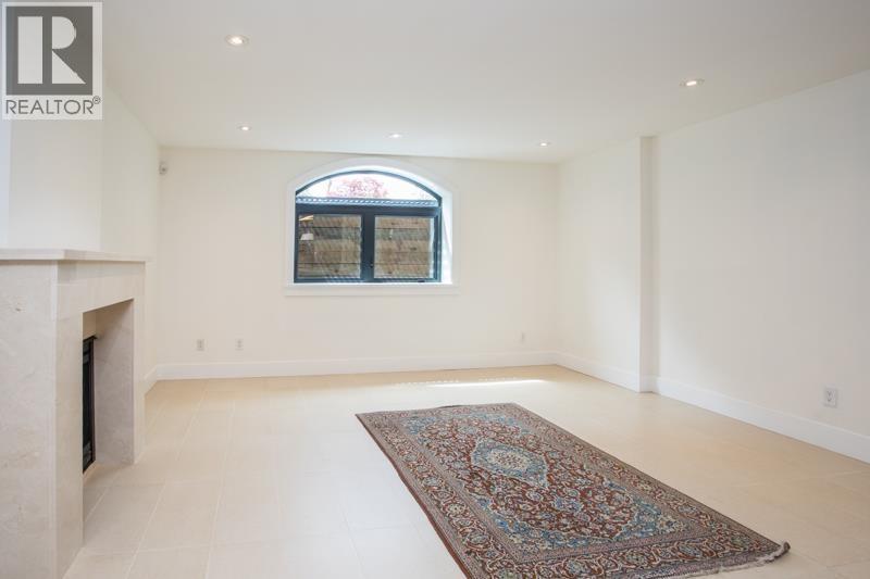 Photo 24 of 1134 Montroyal Boulevard, North Vancouver BC