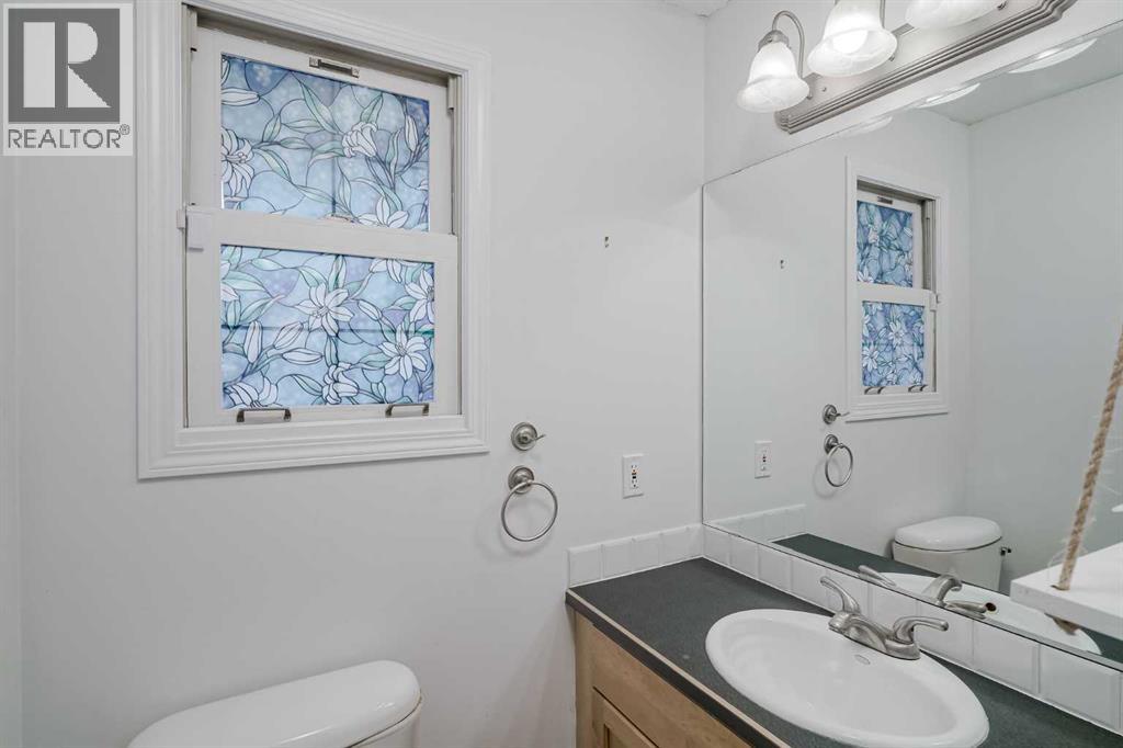 Single Family House for Sale in  Mckinley Road SE McKenzie Lake Calgary 