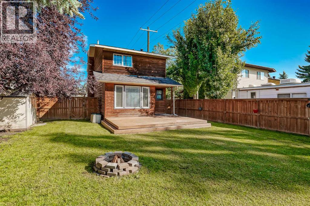 Single Family House for Sale in  Mckinley Road SE McKenzie Lake Calgary 