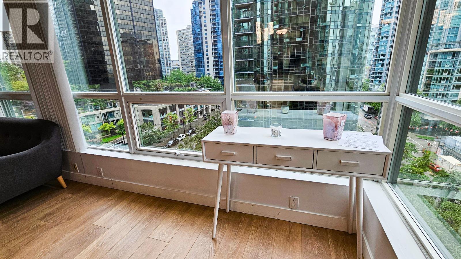 Photo 6 of 803 555 Jervis St, Vancouver BC