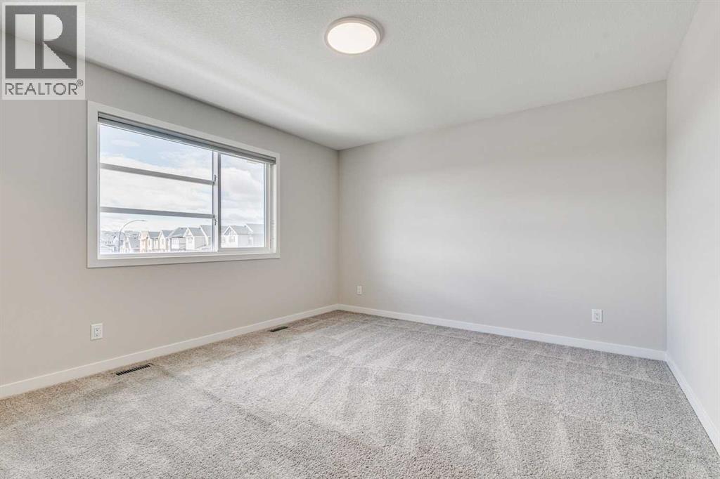 Photo 18 of 452 Reynolds Avenue Sw, Airdrie AB