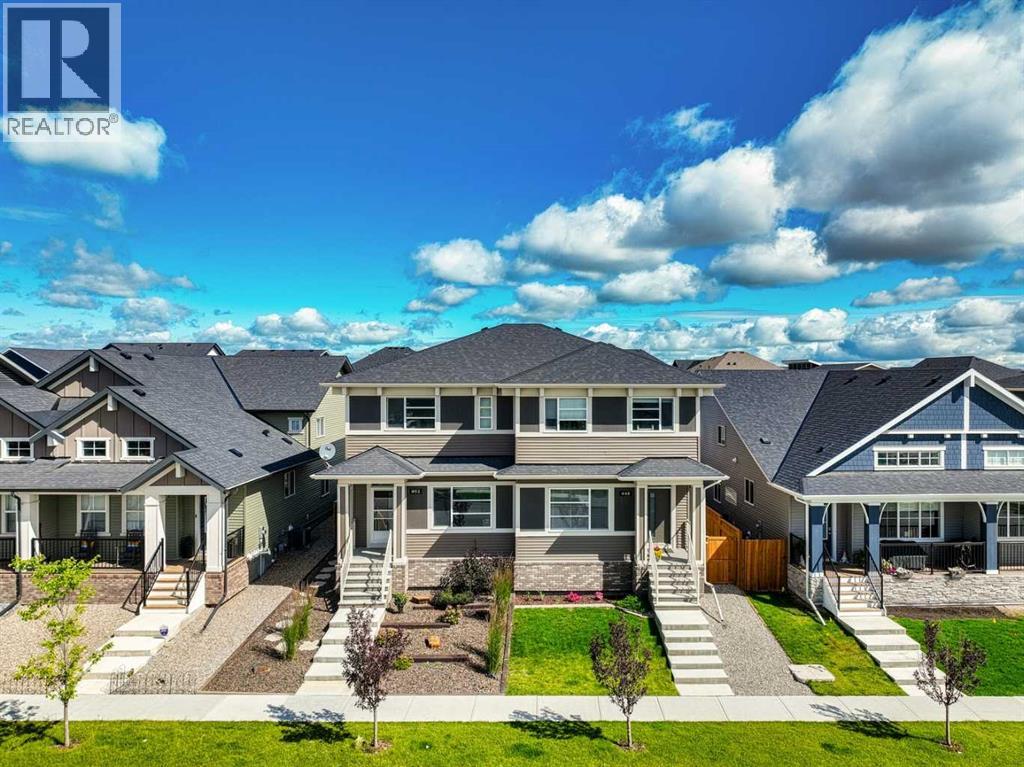 Photo 1 of 452 Reynolds Avenue Sw, Airdrie AB