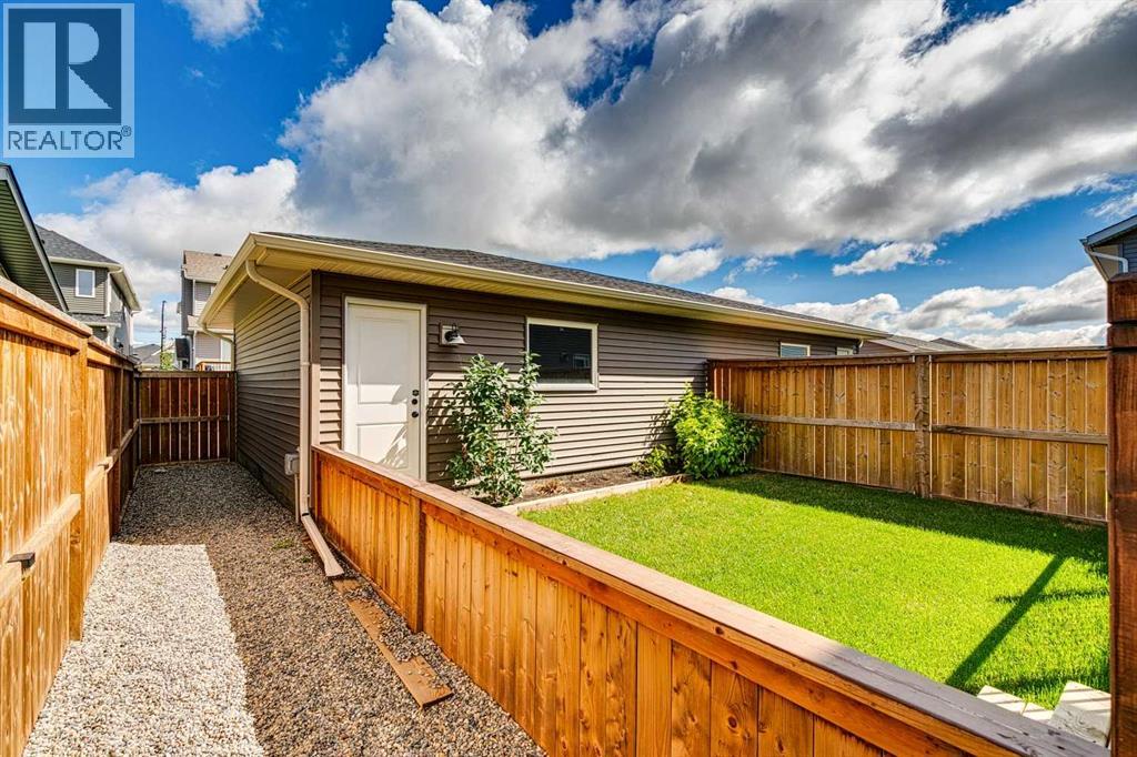 Photo 30 of 452 Reynolds Avenue Sw, Airdrie AB