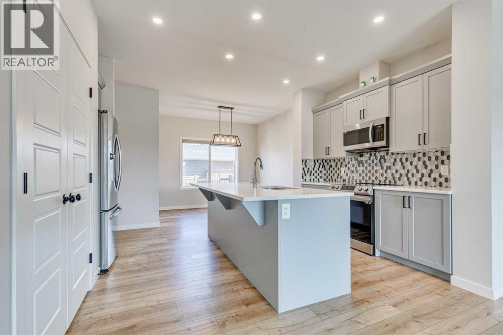 Photo 8 of 452 Reynolds Avenue Sw, Airdrie AB