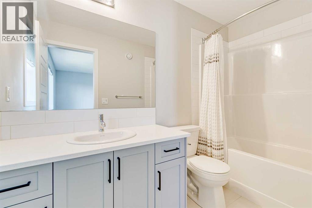 Photo 25 of 452 Reynolds Avenue Sw, Airdrie AB