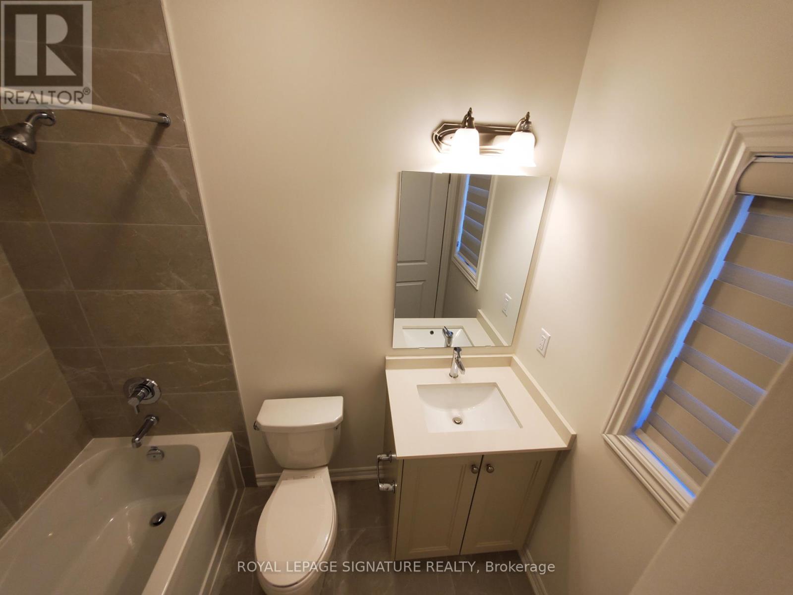 Photo 13 of 1458 Kovachik Boulevard, Milton ON