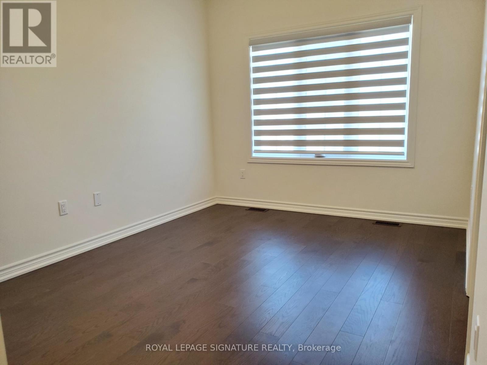 Photo 21 of 1458 Kovachik Boulevard, Milton ON