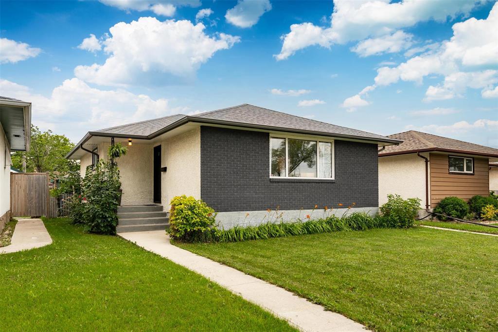 Photo 1 of 1190 Inkster Boulevard, Winnipeg MB