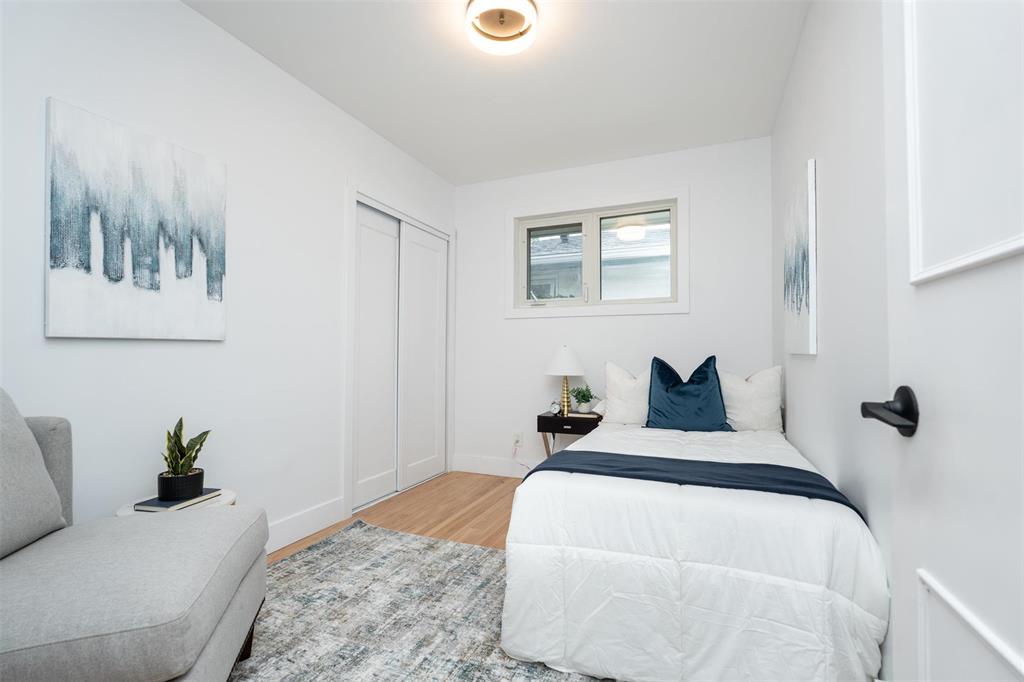 Photo 11 of 1190 Inkster Boulevard, Winnipeg MB