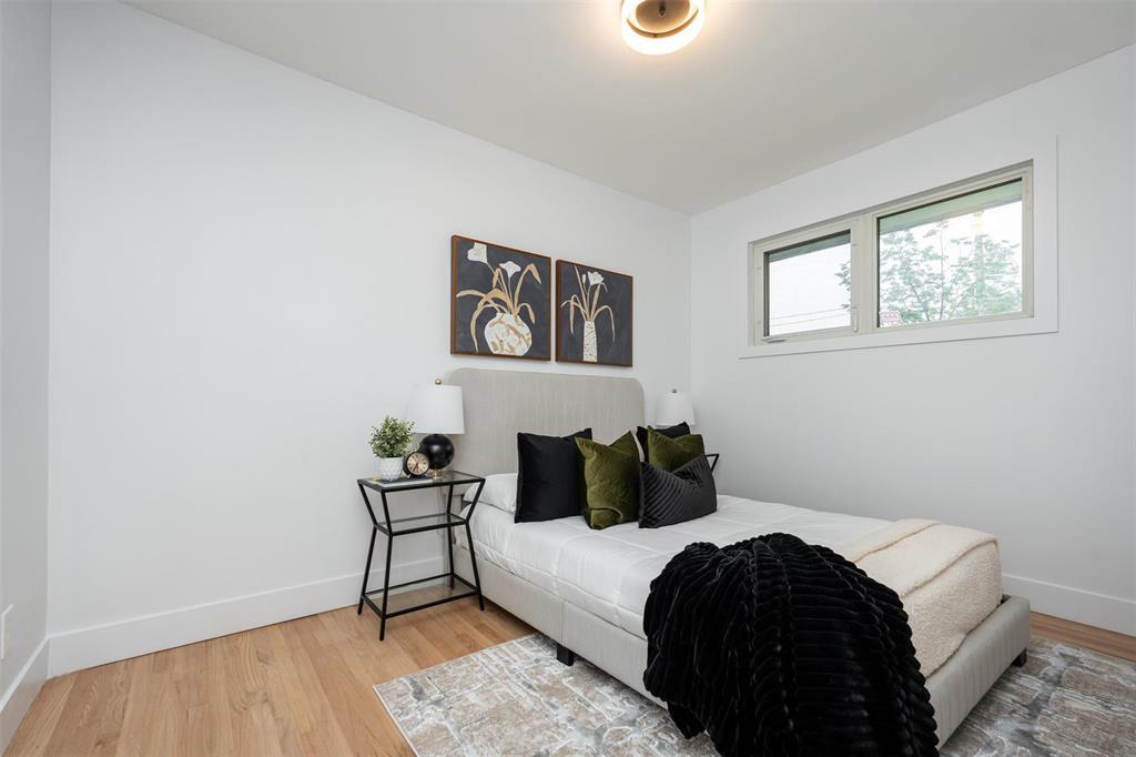 Photo 12 of 1190 Inkster Boulevard, Winnipeg MB