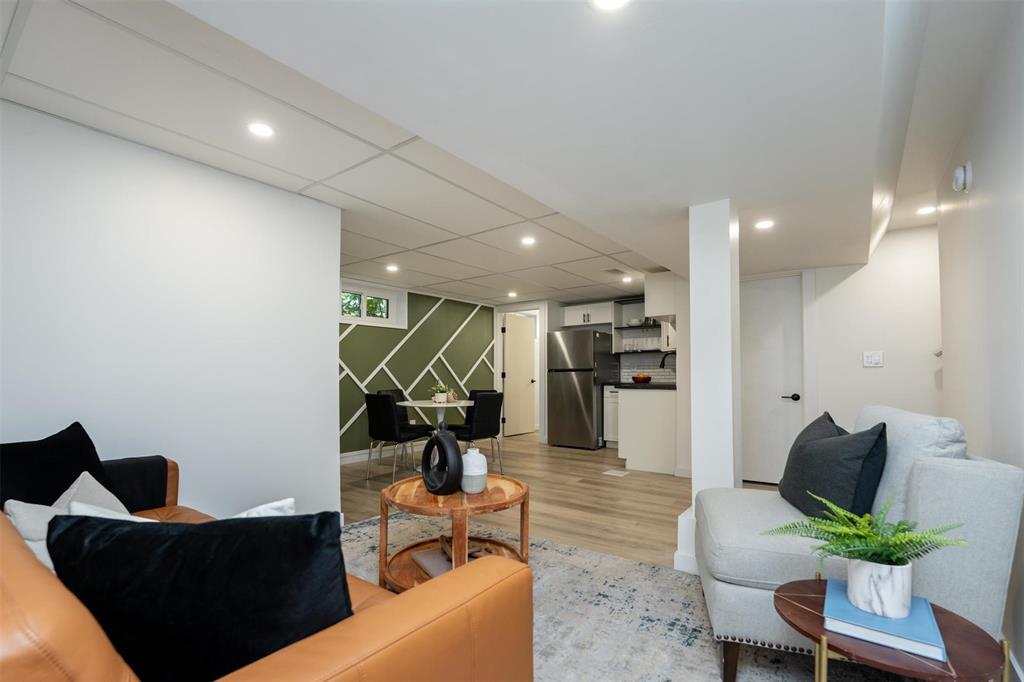 Photo 17 of 1190 Inkster Boulevard, Winnipeg MB