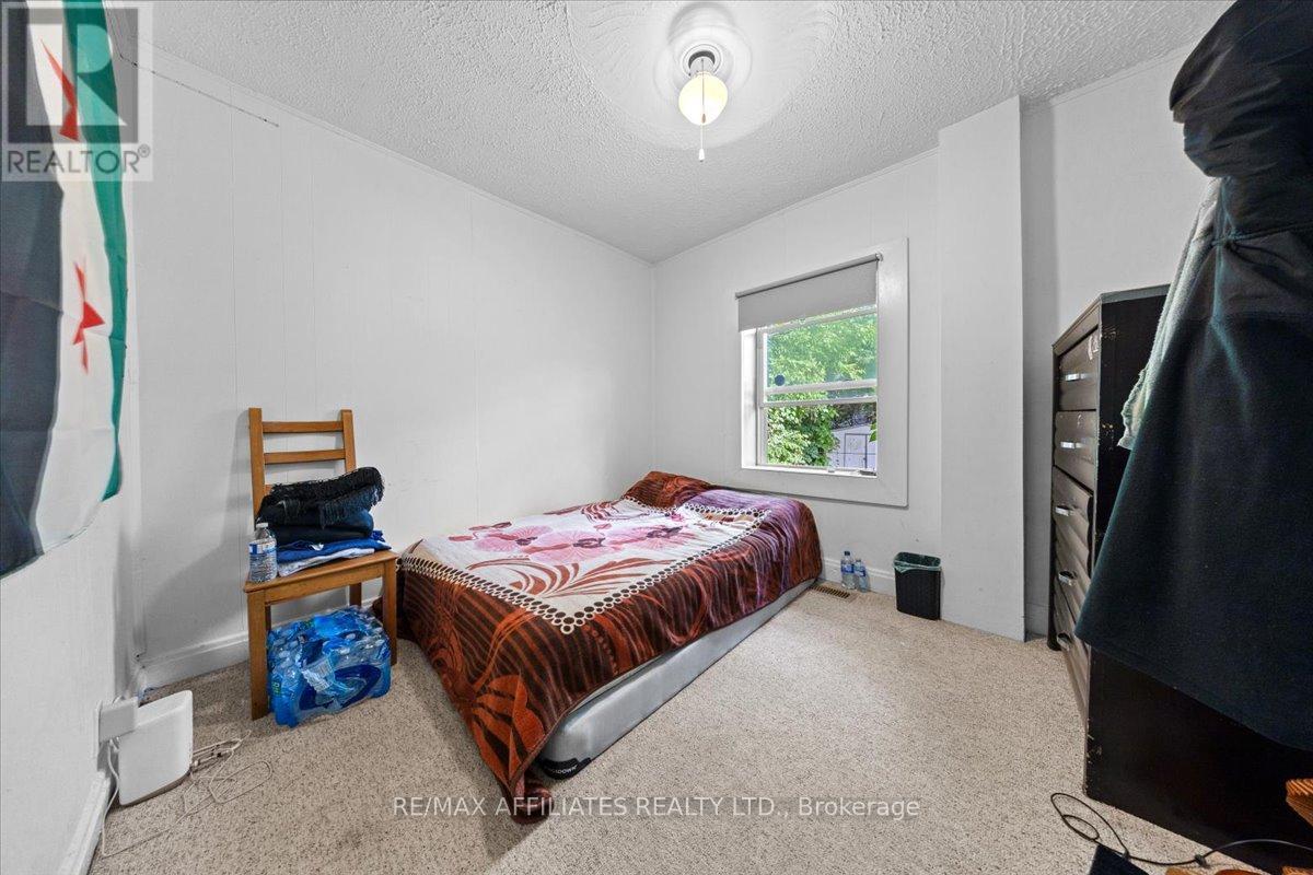 Photo 10 of 310 Shakespeare Street, Ottawa ON