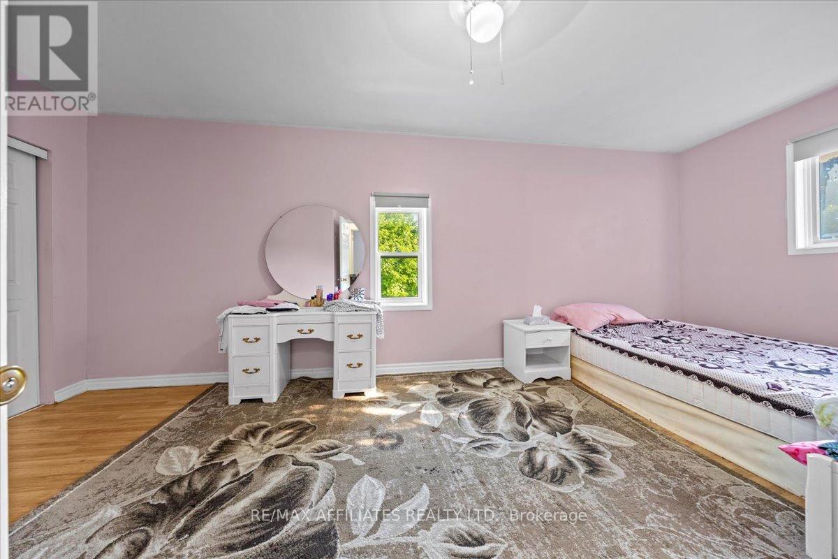 Photo 18 of 310 Shakespeare Street, Ottawa ON