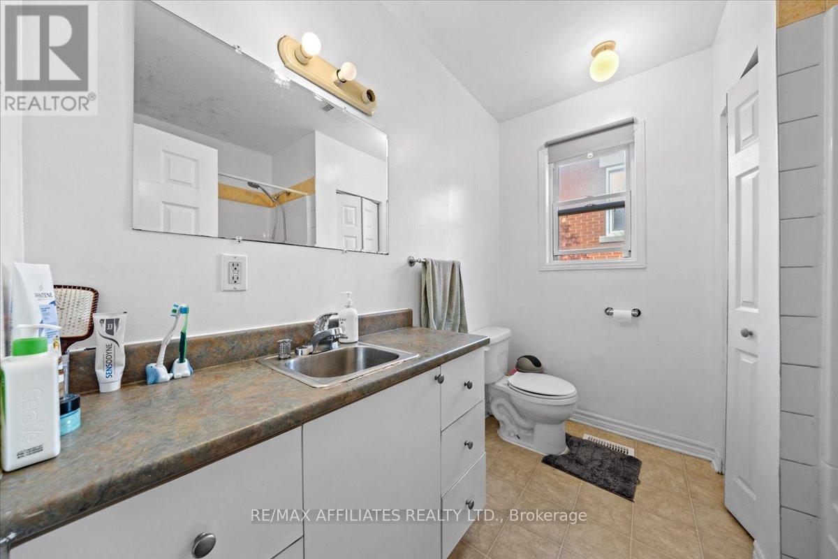 Photo 16 of 310 Shakespeare Street, Ottawa ON