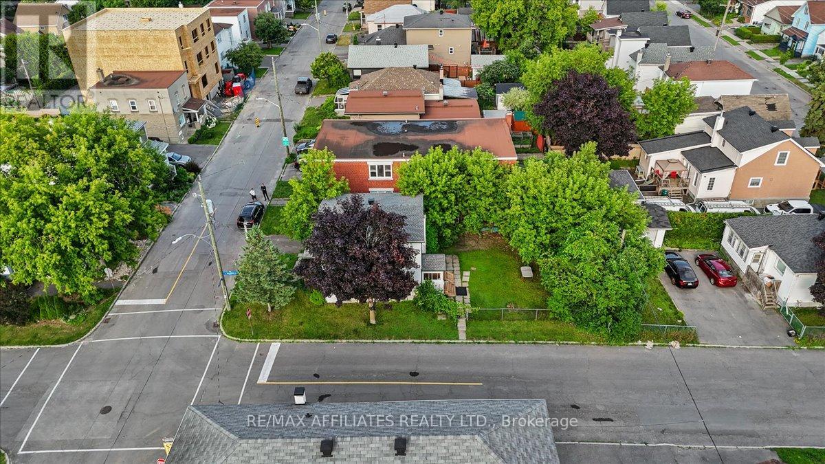 Photo 27 of 310 Shakespeare Street, Ottawa ON
