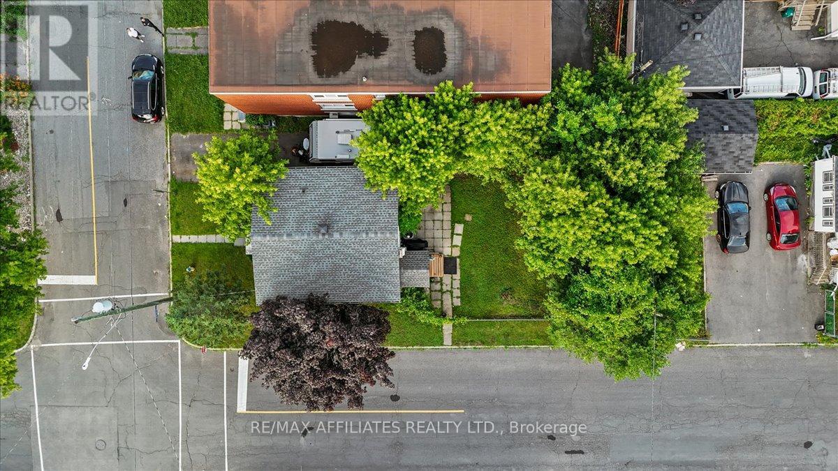 Photo 26 of 310 Shakespeare Street, Ottawa ON