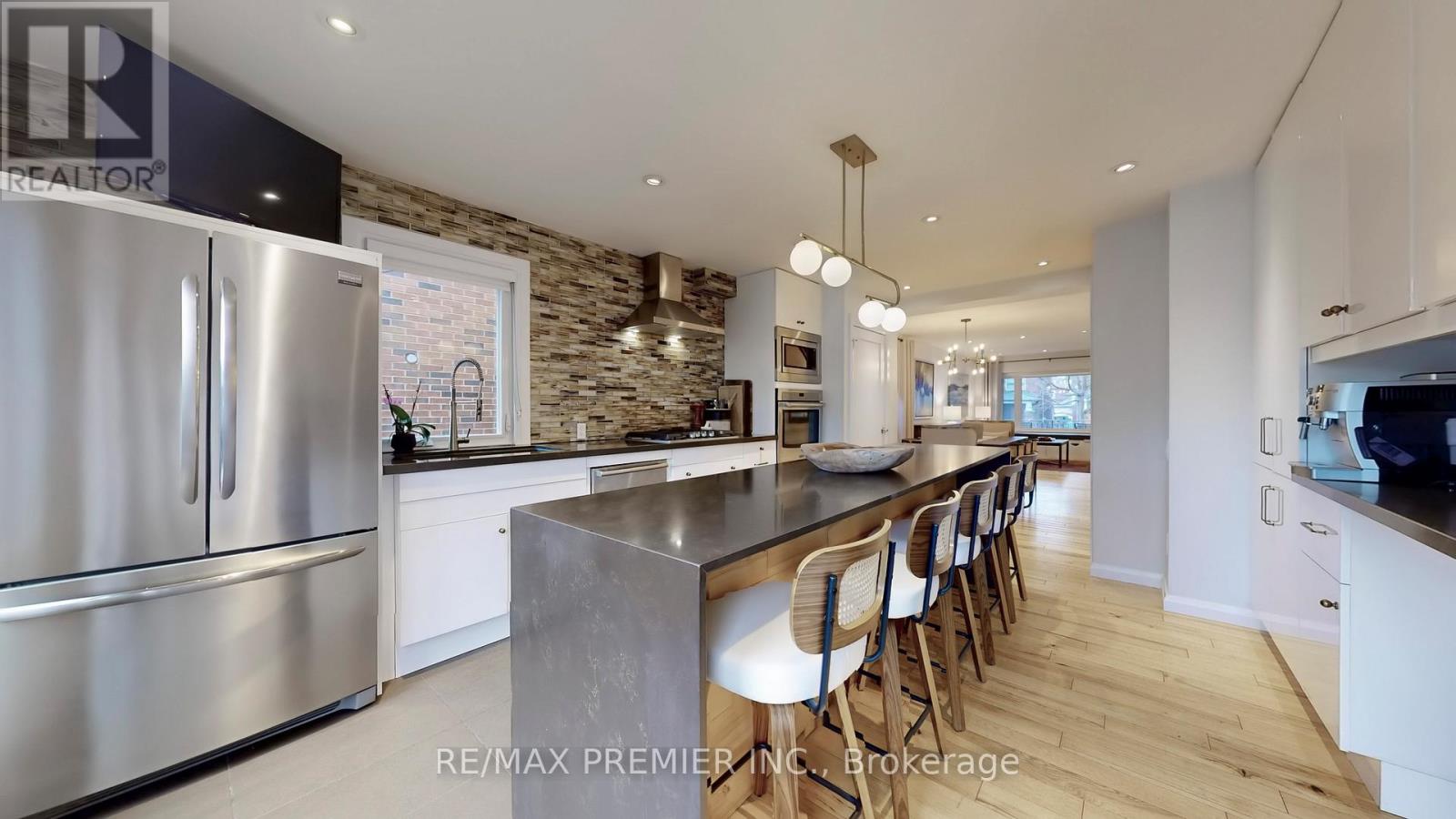 Photo 10 of Main Level 27 Hector Avenue, Toronto ON