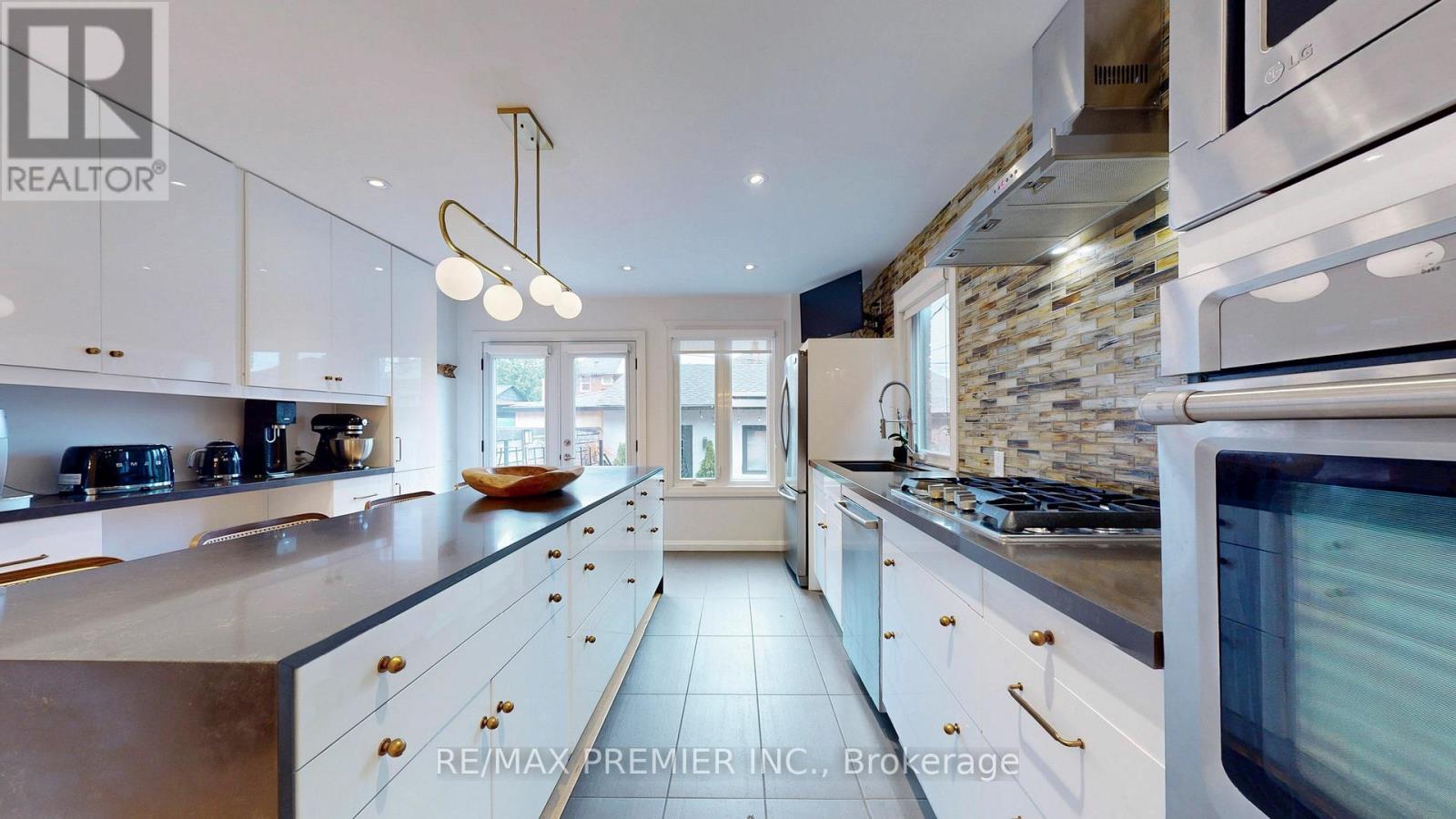 Photo 13 of Main Level 27 Hector Avenue, Toronto ON