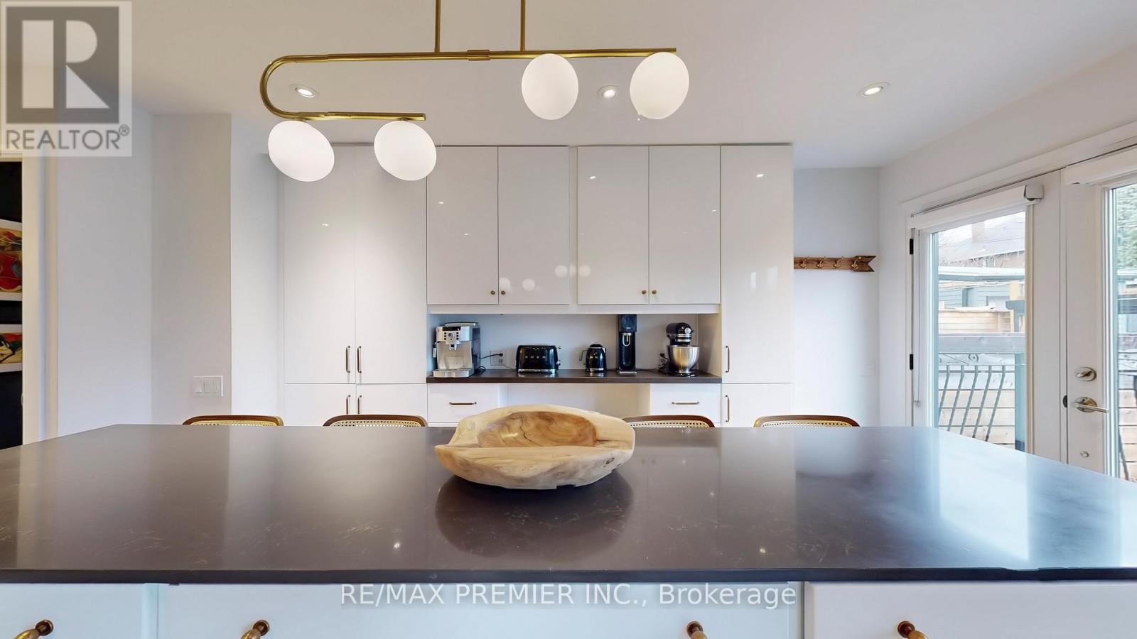 Photo 14 of Main Level 27 Hector Avenue, Toronto ON