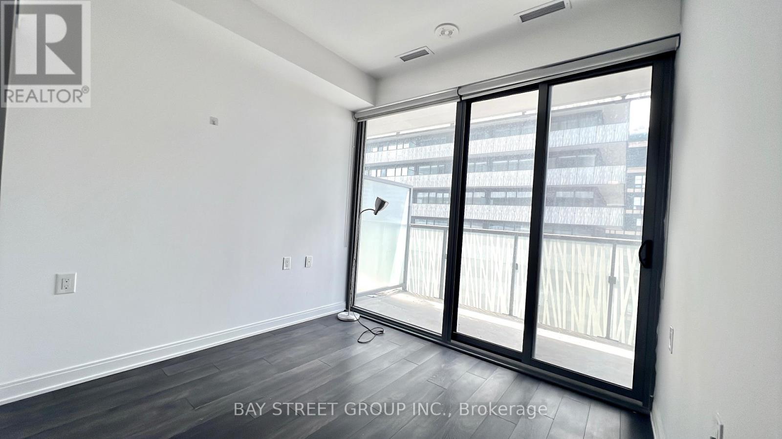 Photo 12 of 2910 50 Charles Street E, Toronto ON
