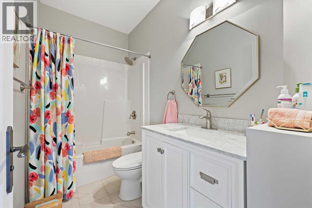Single Family House for Sale in  Hawkside Close NW Hawkwood Calgary 