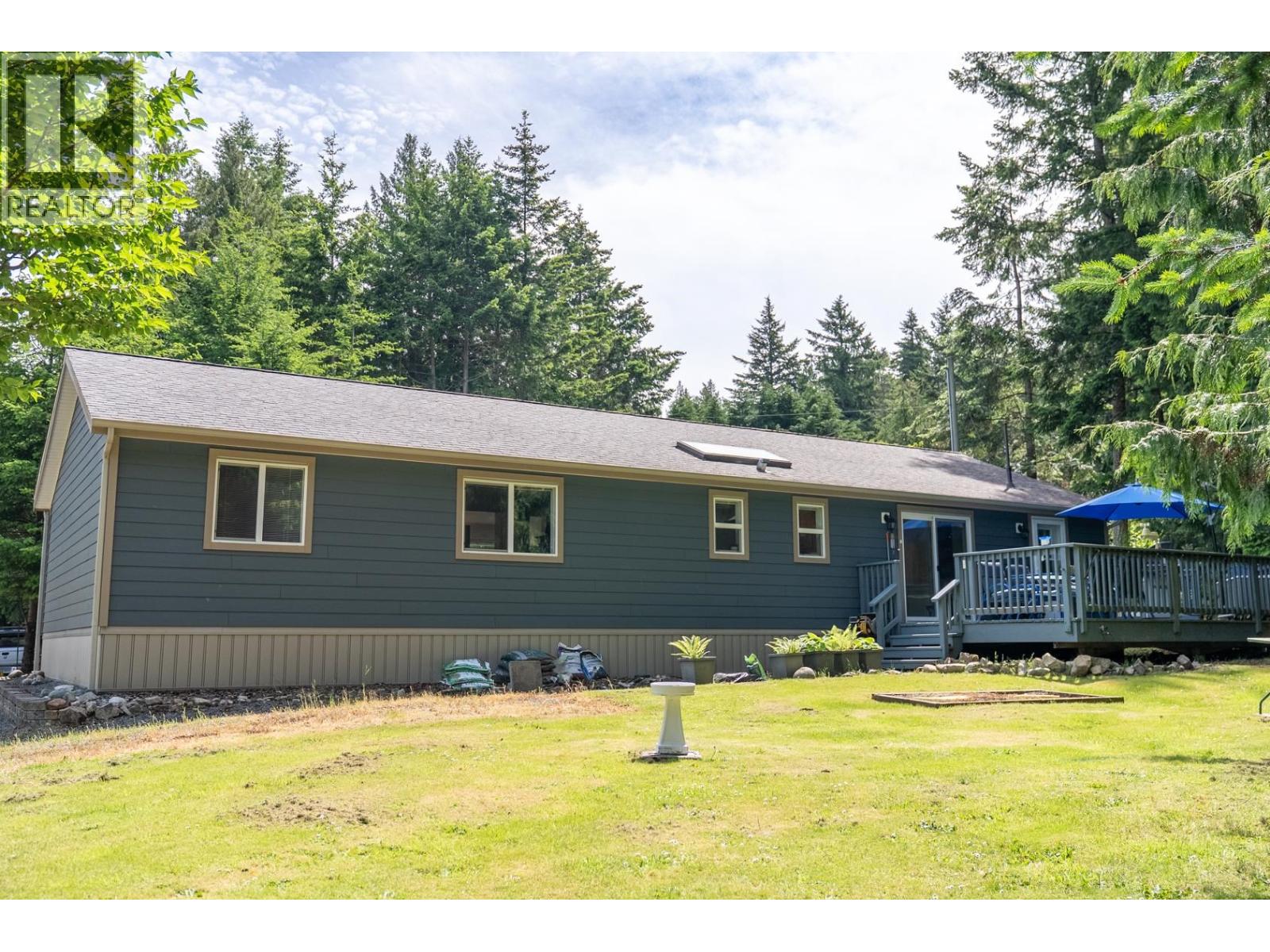 2604 DORY WAY, Pender Island