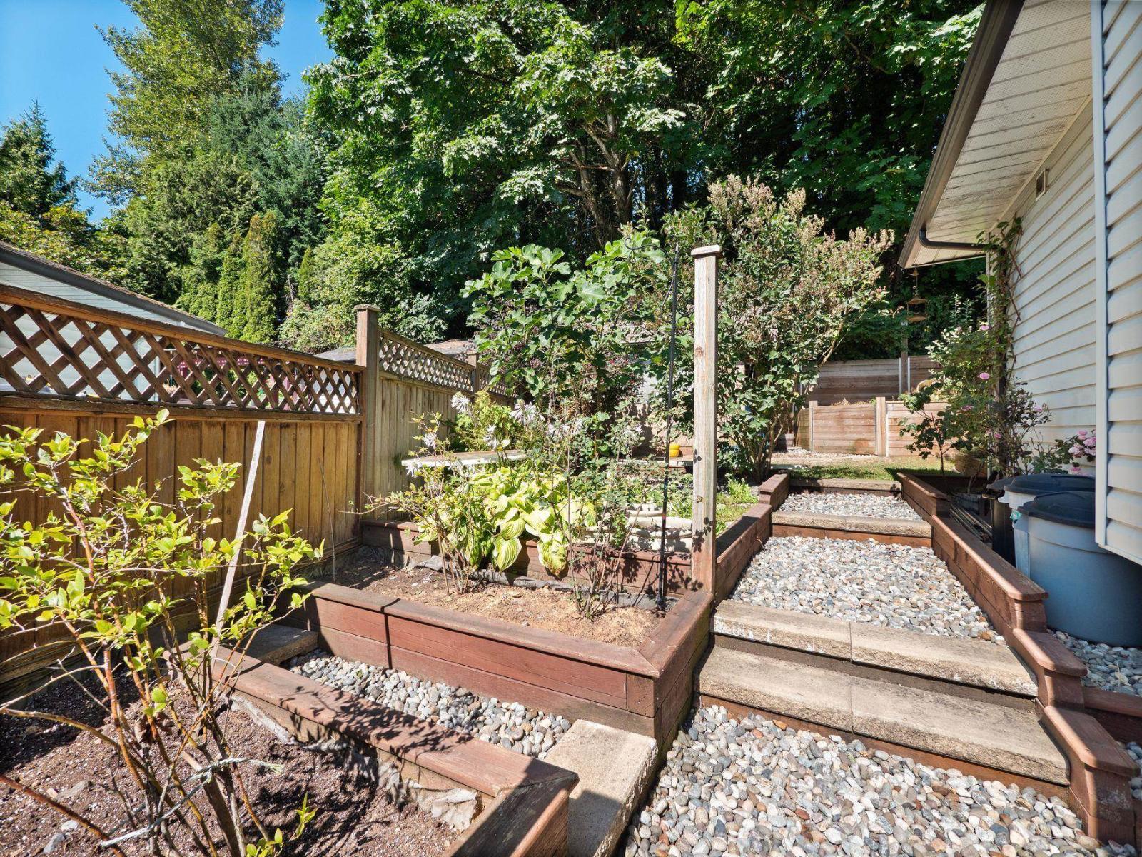Photo 38 of 31312 Fibish Place, Abbotsford BC